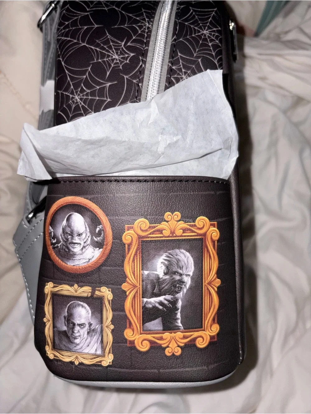 Universal monsters frame portrait mini backpack - Picture 2 of 4
